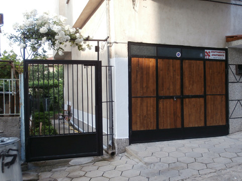 Apartments in House Silent Nature主图