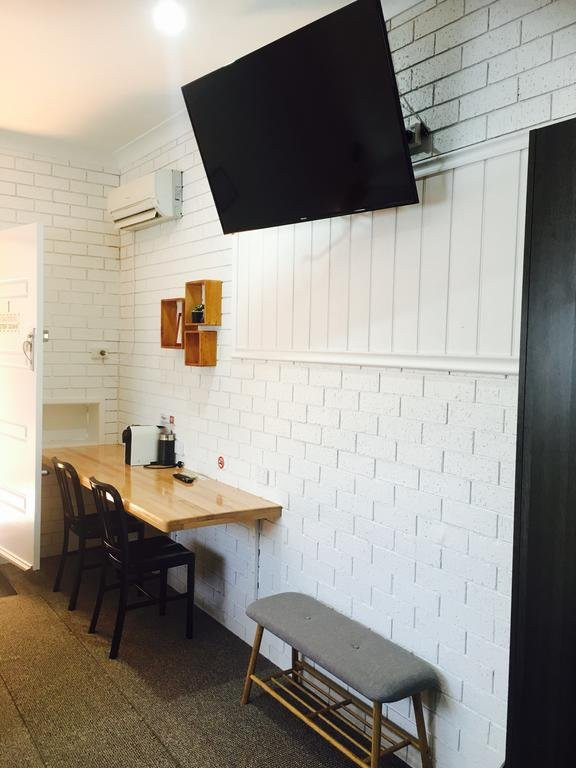 Gin Gin Village Motor Inn Motel主图