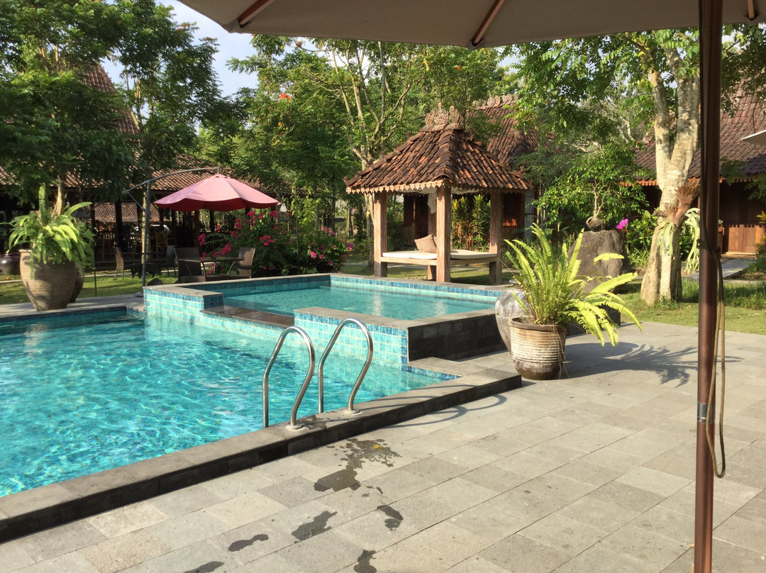 阿马塔婆罗浮屠度假村主图