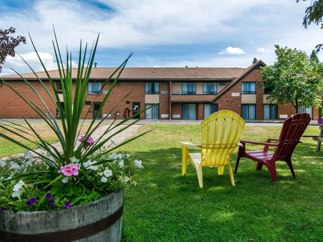 亨茨维尔康福特茵酒店主图