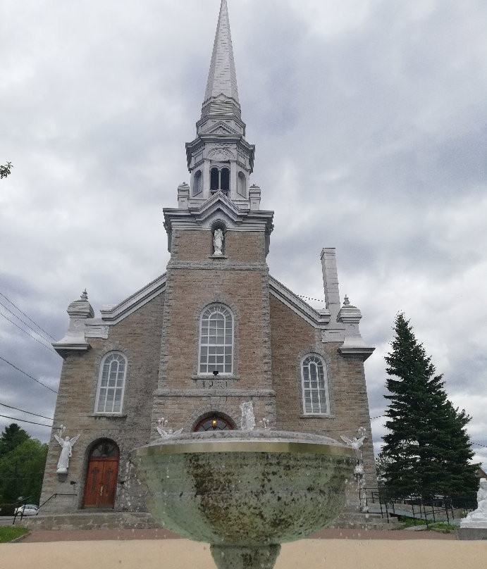 Eglise Sainte-Anne景点图片