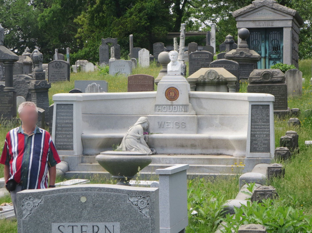 Machpelah Cemetery-纽约市必去景点