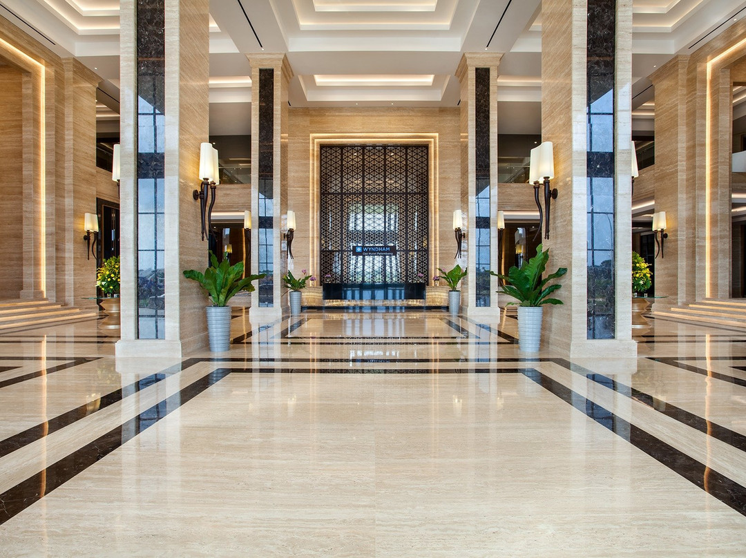 Wyndham Opi Hotel Palembang主图