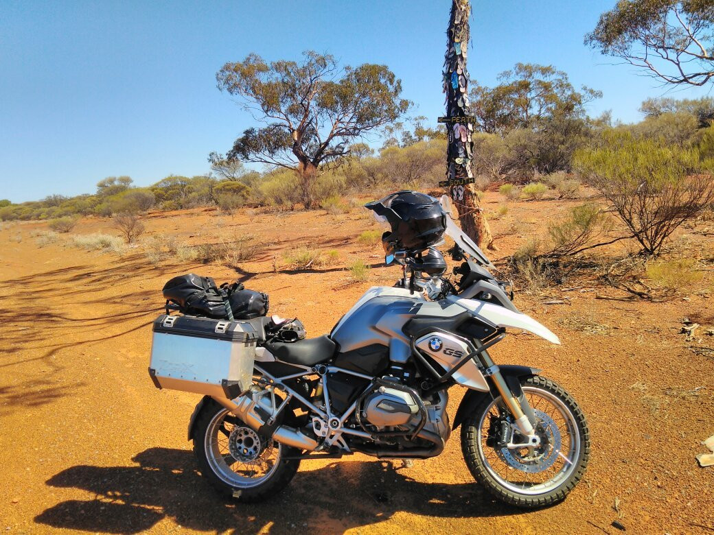 CR Motorcycle Rental PTYL景点图片