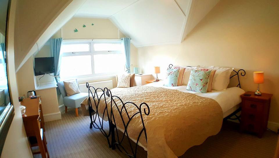 Schooner Point Guest House主图