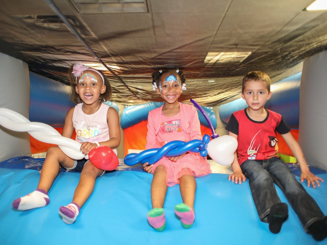 Bounce City-奥罗拉必去景点