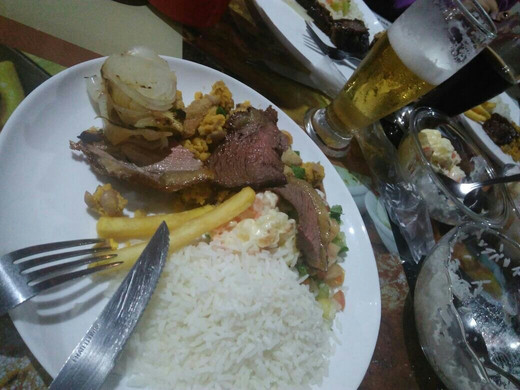 Macarani餐馆和美食-Rodizio Mineiro