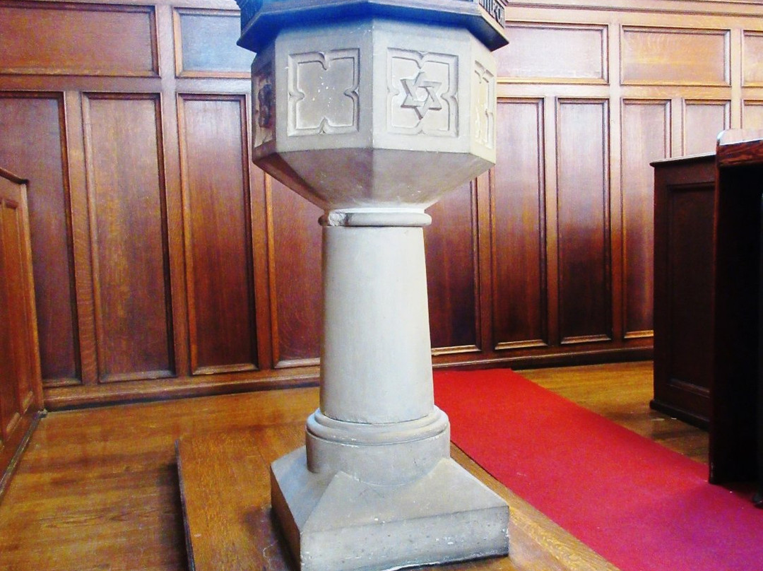 Église Saint-James-三河市必去景点