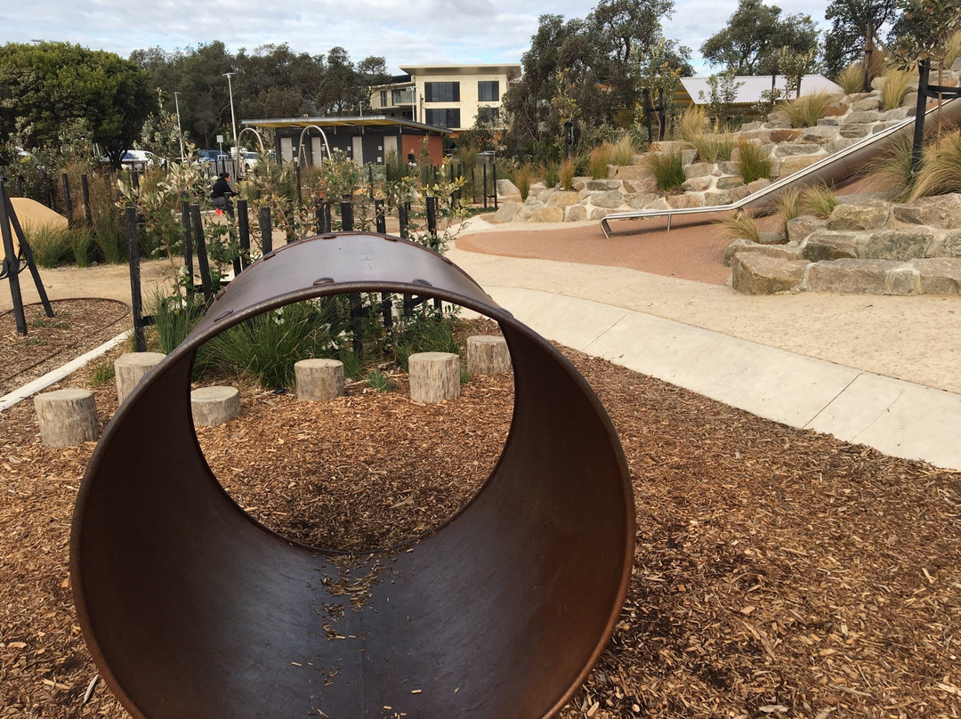 Rosebud Foreshore Playground景点图片