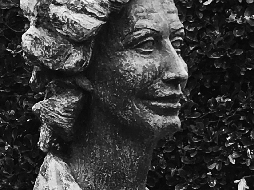 Busto de María Mariño-Noia必去景点