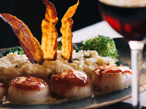 Maguire's North Dallas主图