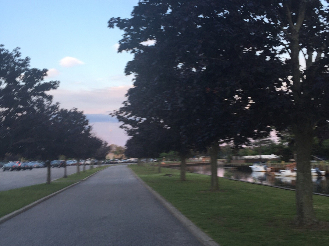 John J Burns Park-Massapequa Park必去景点