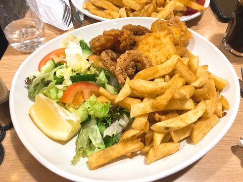 The Laughing Halibut主图