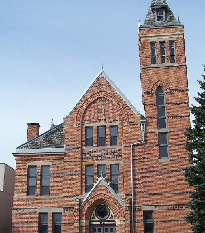 1883 Stutsman County Courthouse-Jamestown必去景点