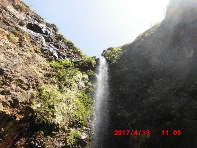 Karataki Fall-八丈町必去景点