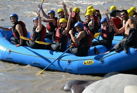 Chile Rafting Cajon del Maipo景点图片