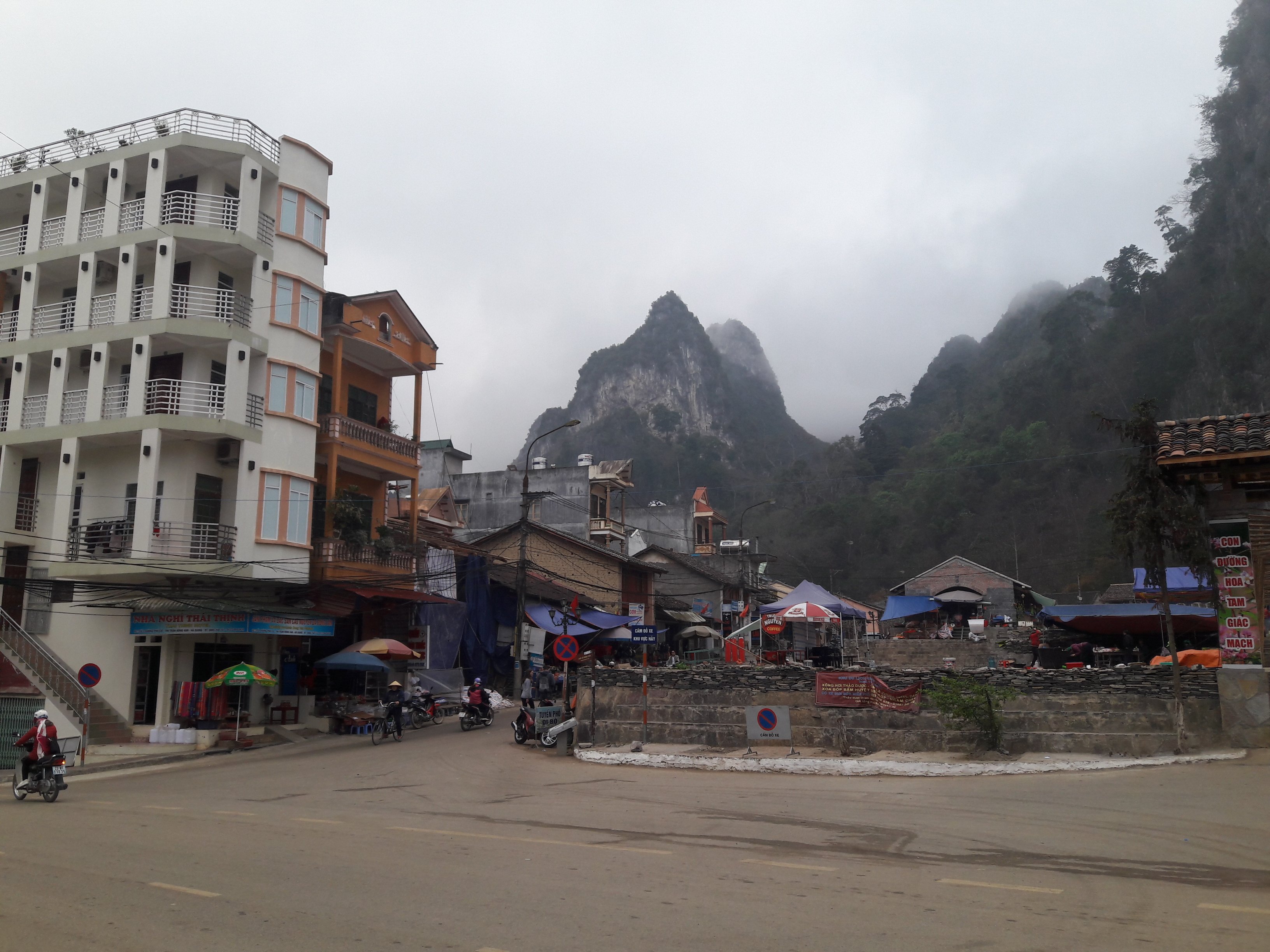 Rocky Plateau Hotel-官方