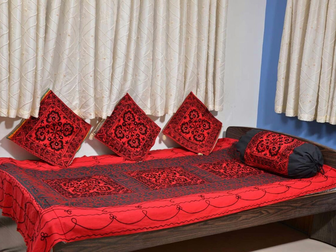 Roopalee Handicrafts景点图片