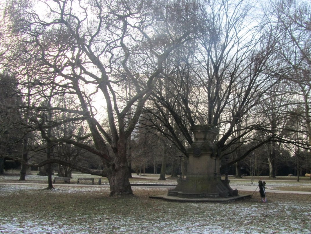 Stadtpark Alter Friedhof景点图片