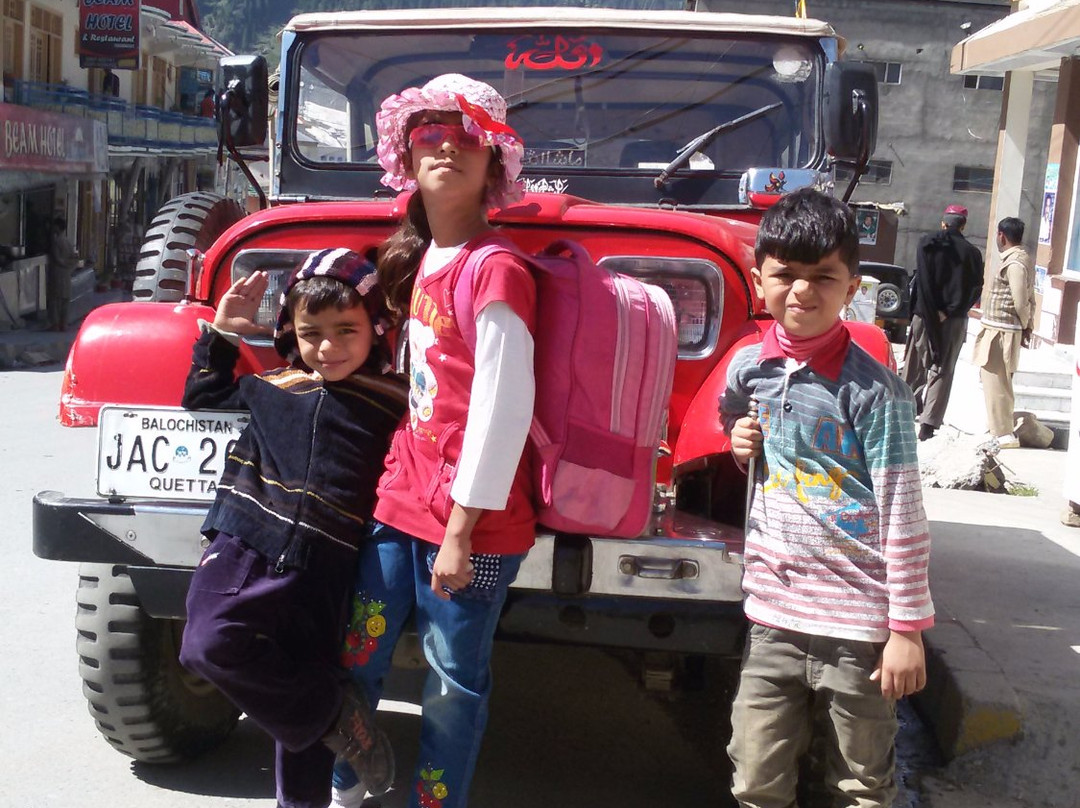 Pine Park Hotel and Resort主图