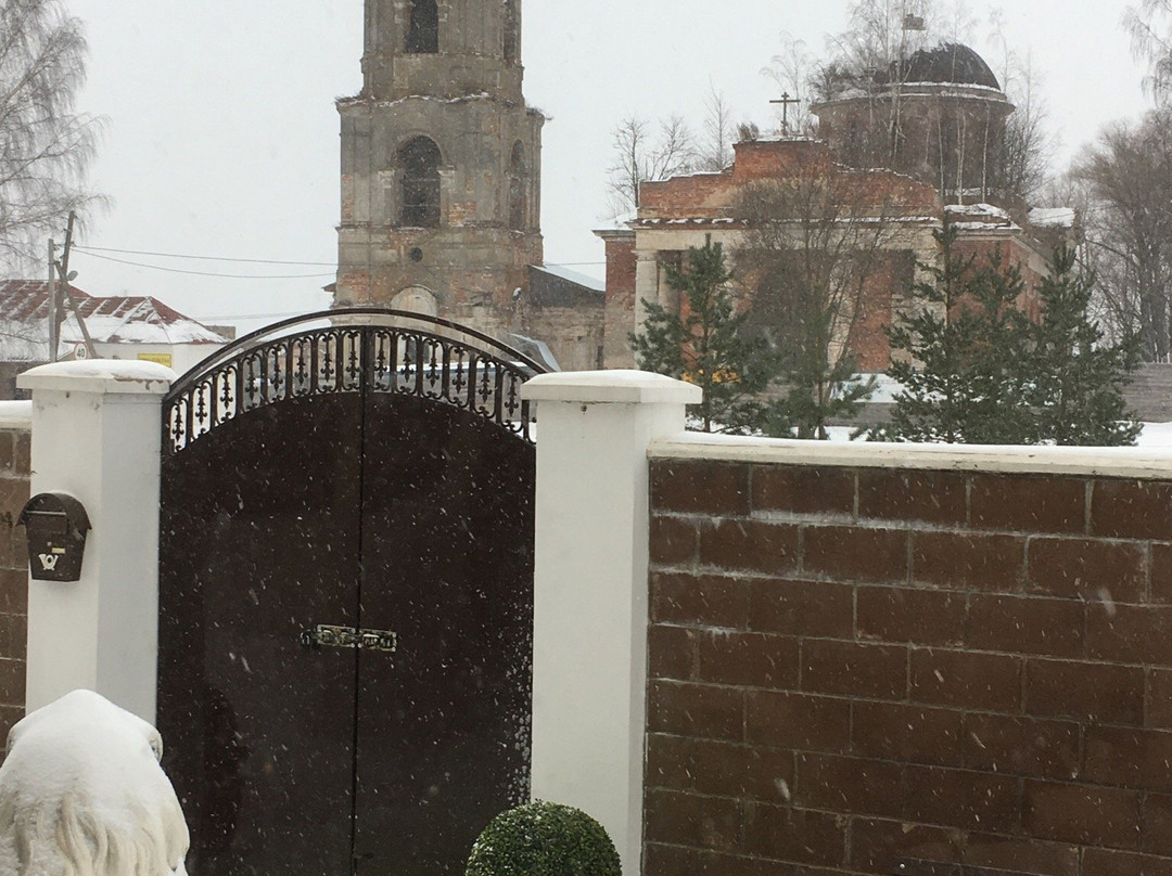 Church of The Holy Martyrs Florus and Laurus景点图片
