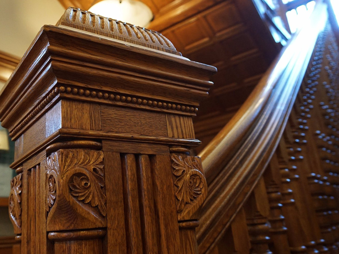 The Hoyt Library-萨吉诺必去景点