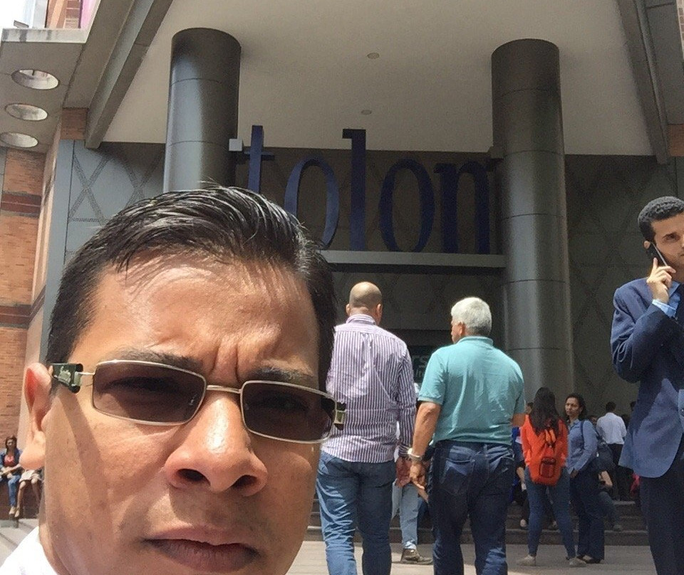Fashion Mall Tolon景点图片