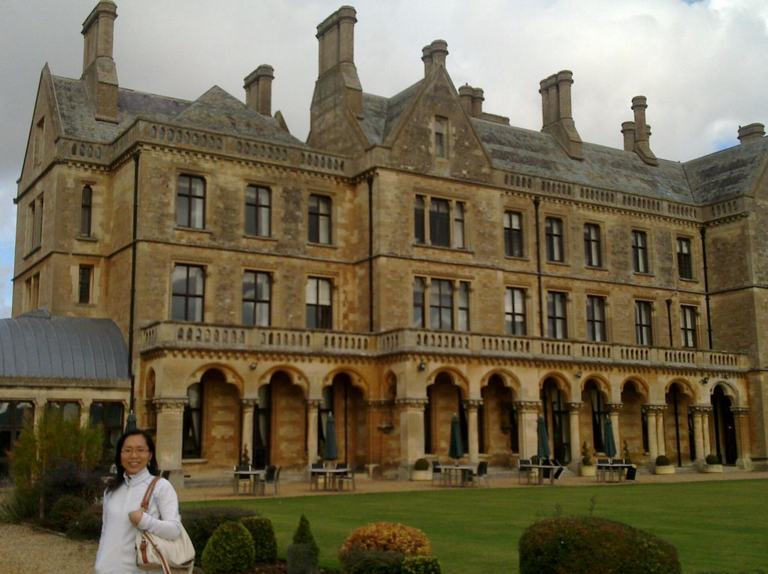 Spa at The Walton Hotel-Walton必去景点