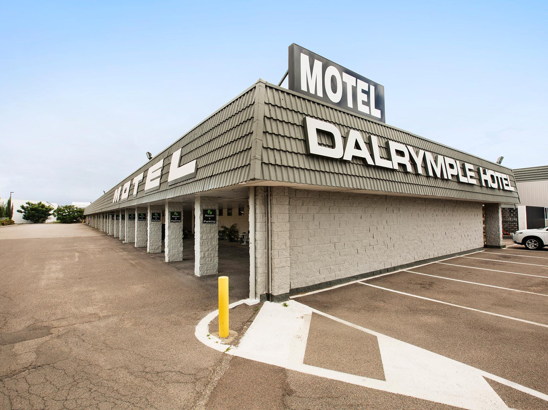 Deeragun酒店住宿-Nightcap At Dalrymple Hotel