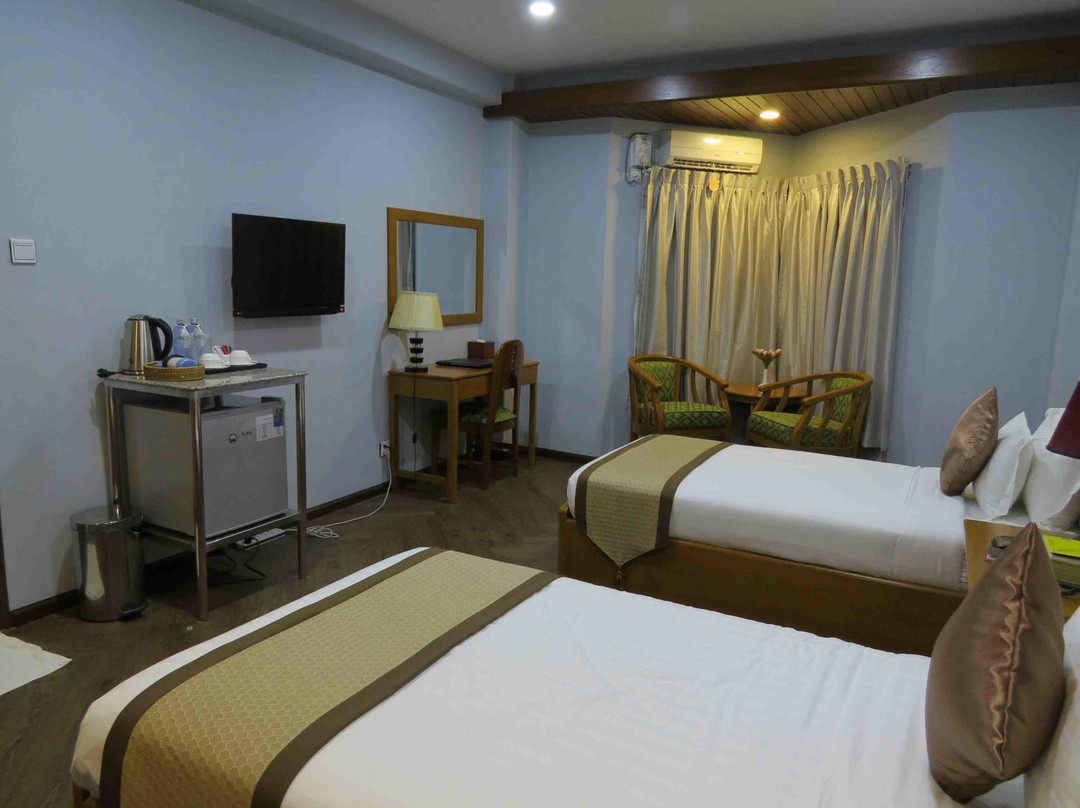 Royal Khattar Hotel主图