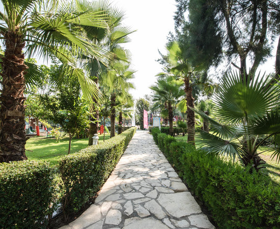 Otium Family Stone Place