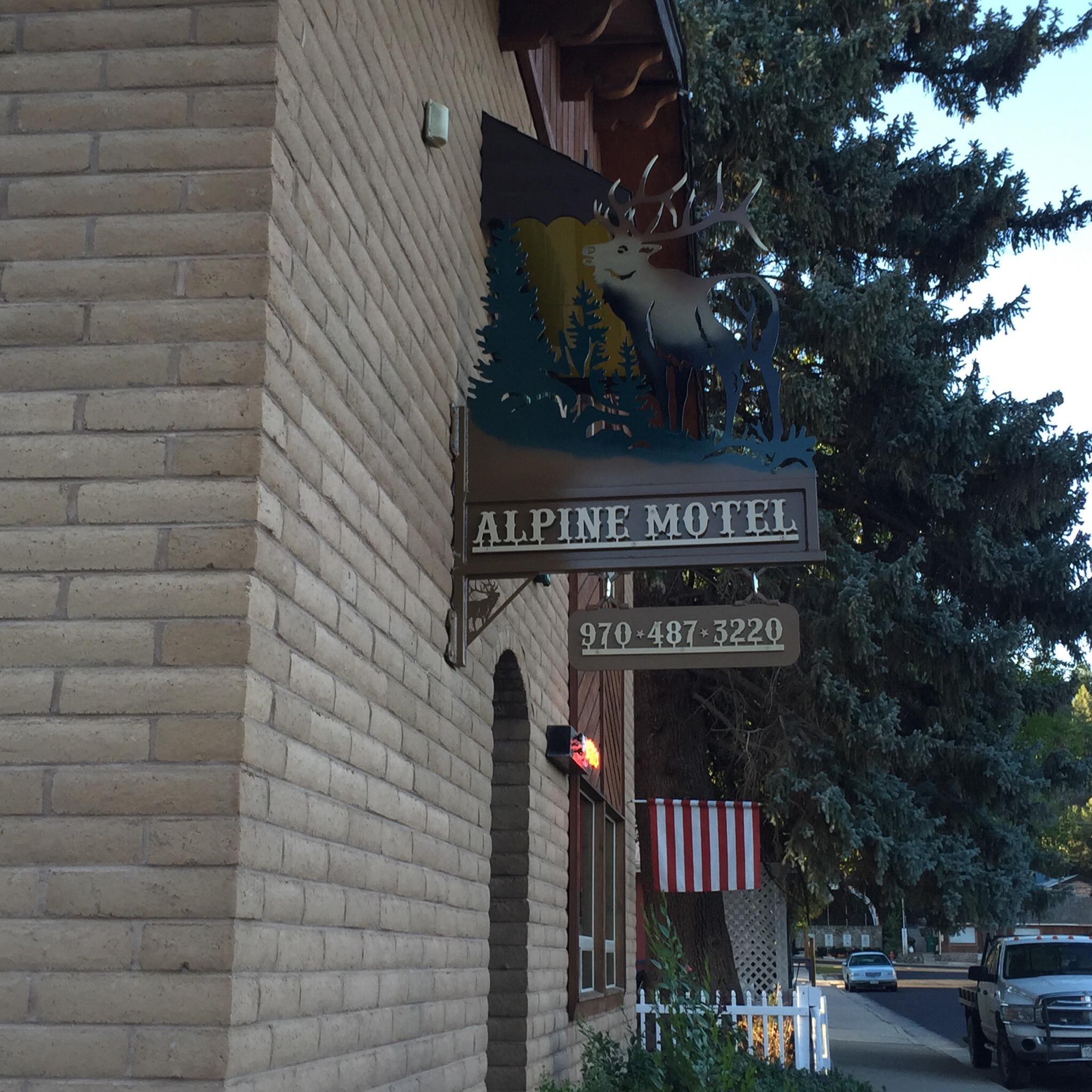 The Alpine Motel-官方