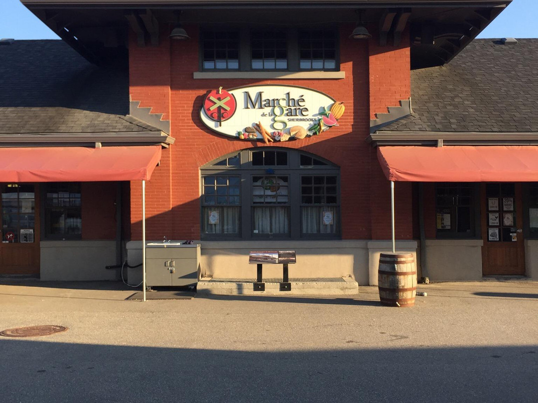 Marché de la Gare-舍布鲁克必去景点