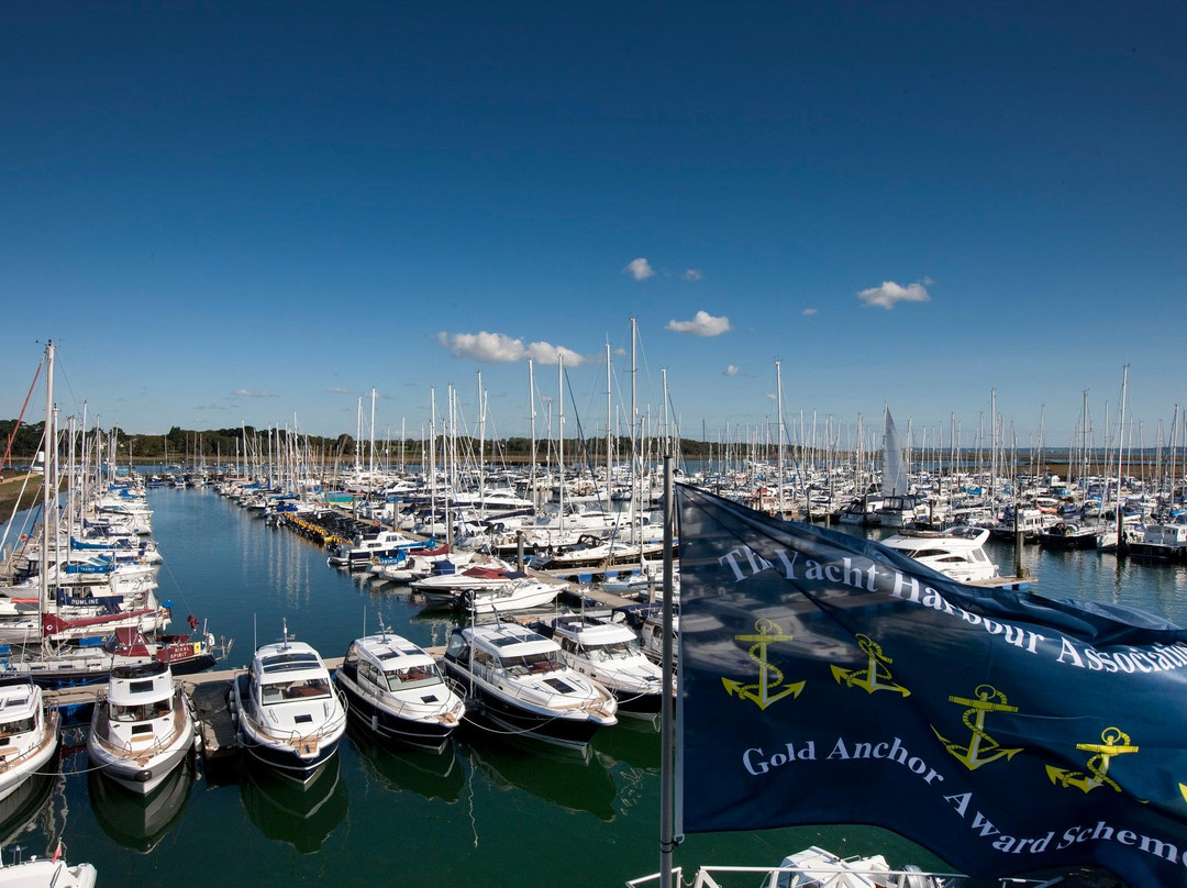 Lymington Yacht Haven景点图片