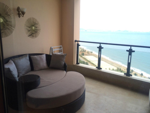 三亚湾希尔顿逸林酒店主图