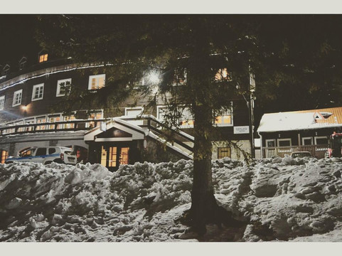 Turany酒店住宿-Hotel Pod Sokolim