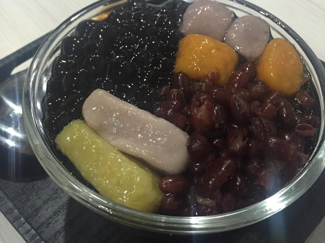 Peniti Luar餐馆和美食-Blackball pontianak