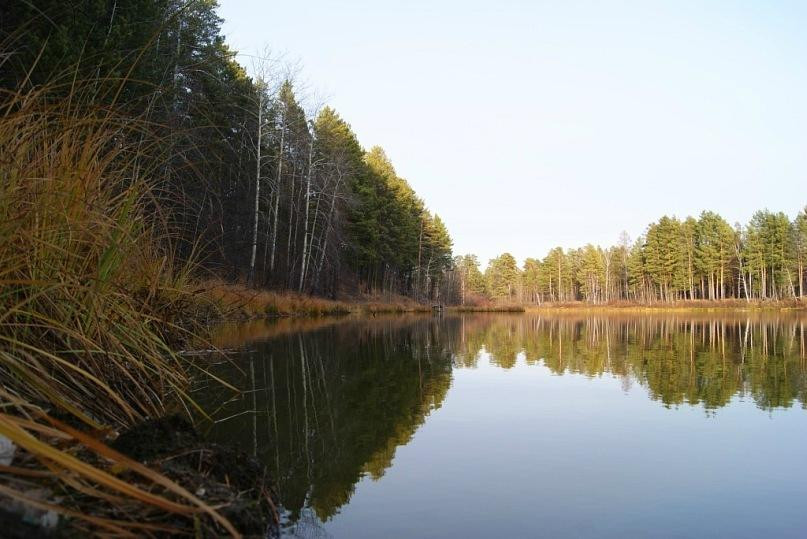 Lake Monastyrskoe景点图片