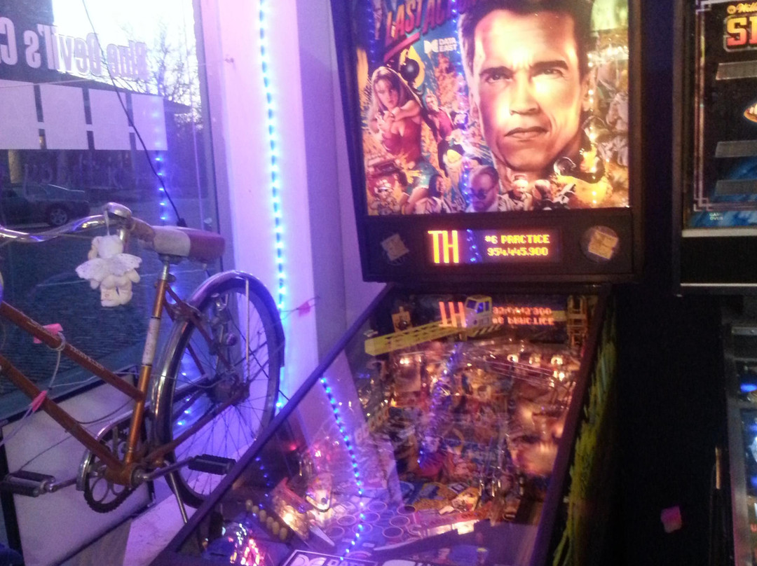 Blue Devil's Challenge Arcade-Evansville必去景点