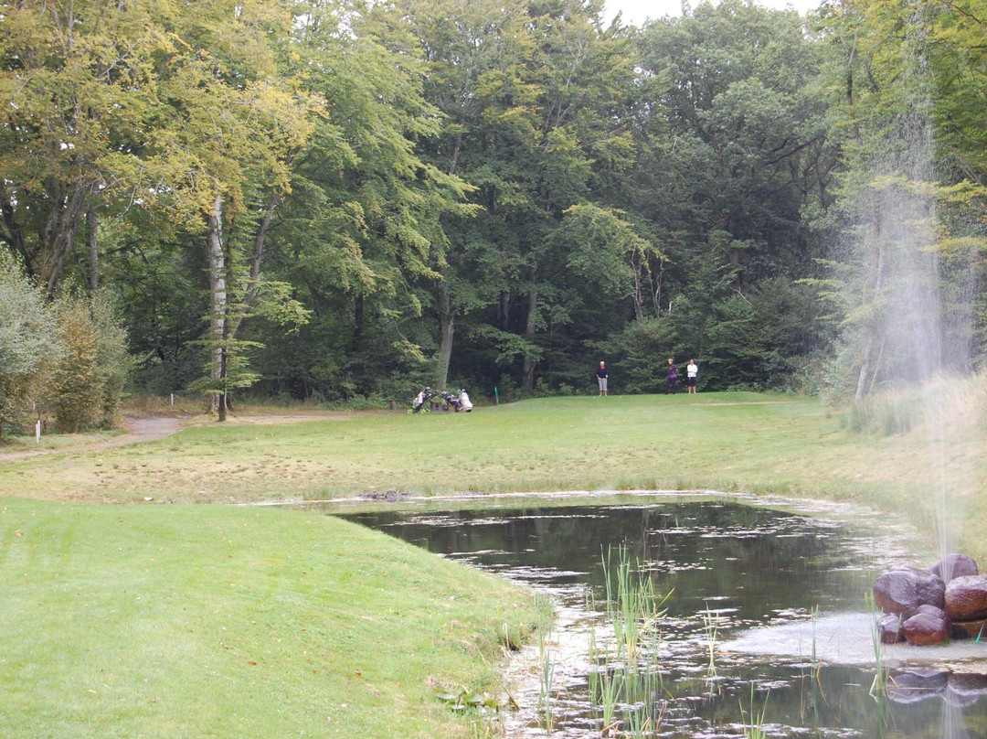 Oland Golf Club-布罗斯特必去景点