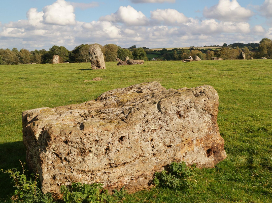Stanton Drew Stone Circles & Cove景点图片
