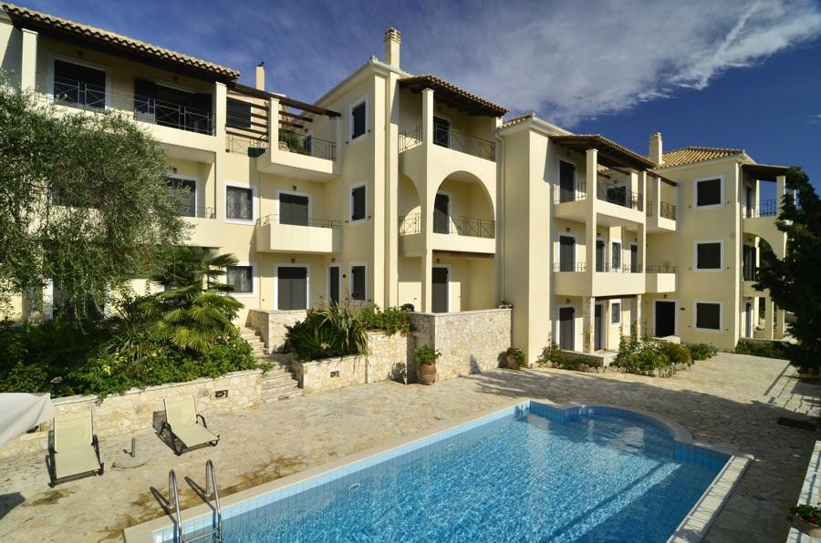 Niriides Luxury Apartments
