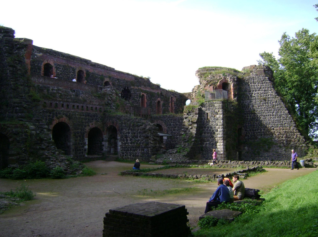 Kaiserpfalz Kaiserswerth-杜塞尔多夫必去景点