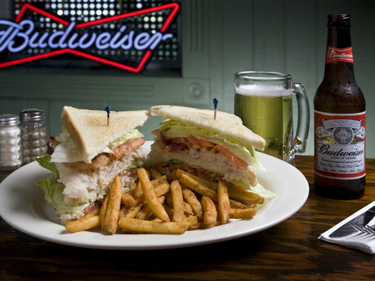 Lamasco Bar and Grill-埃文斯维尔必去景点