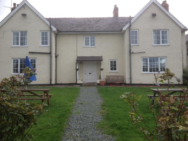 Powis Arms Hotel-官方