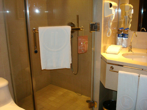 广州白云机场铂尔曼大酒店主图