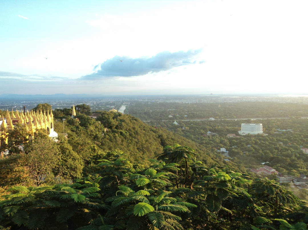 曼德勒山-曼德勒必去景点