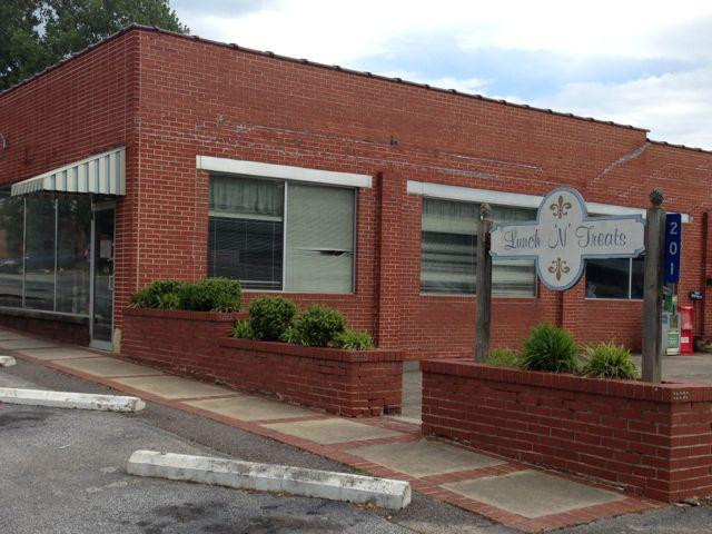 Johnston餐馆和美食-Lunch 'N Treats