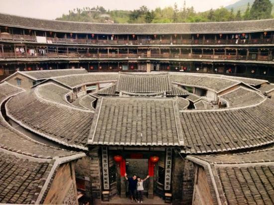 初溪土楼群景点图片