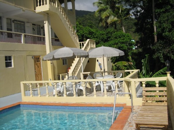 Portsmouth酒店住宿-Heaven's Best Guest House & Restaurant